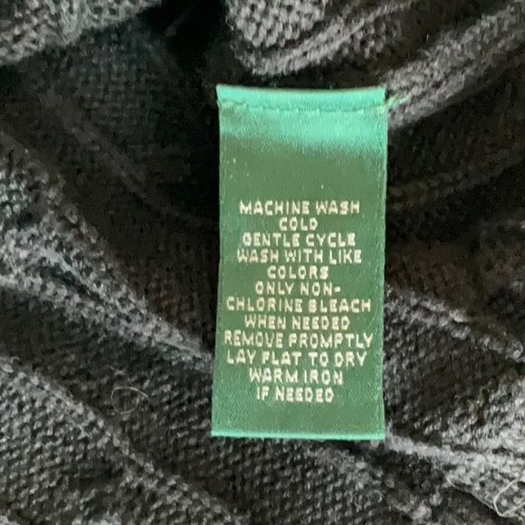 Ralph Lauren black cable sweater with gold buttons - Picture 4 of 5